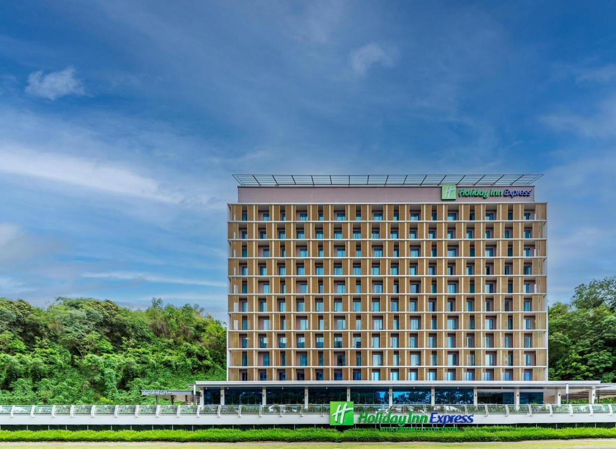 Holiday Inn Express Kota Kinabalu City Centre By Ihg Kültér fotó
